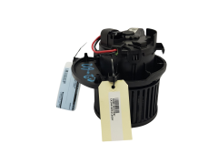 Motor Ventilátora Kúrenia Renault Kangoo 2 Citan T260953 272109134R 3215