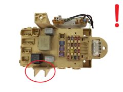 Skrinka poistiek Toyota 82730-0D040 20831
