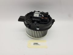 Motor Ventilátora Kúrenia Opel Astra K 13497776 0130309503 3290