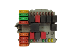 Skrinka poistiek Fiat 51775688 0051775688057657 20802
