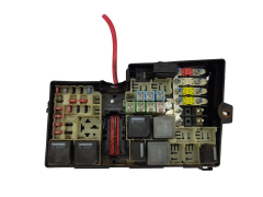 Skrinka poistiek Ford 3M5T-14A067-BC 518804109 19068