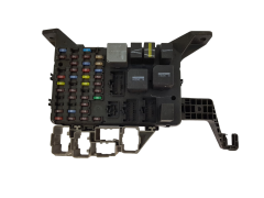 Skrinka poistiek Ford 4S7T-14A073-AB