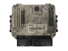 Riadiaca Jednotka Motora ECU Fiat 51853792 0281015572 Bosch
