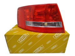 Svetlo Pravá 4F5945096D 89450203802 Audi A6 Vika