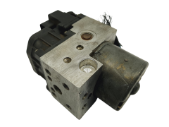 Abs Čerpadlo Nissan Almera Tino 476604U101 0273004505 Bosch 64946