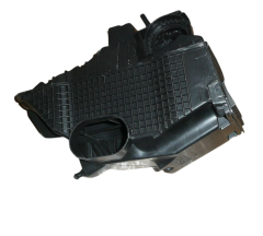 Kryt Vzduchového Filtra Renault Clio 4 Captur 1.5 DCI 165001258R Kryt Vzduchového Filtra Renault Clio 4 Captur 1.5 DCI 165001258R