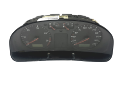 Otáčkomer VW Passat B5 88311245 1086