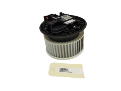 Motor Ventilátora Kúrenia Opel Astra K 13497776 0130309503 3280
