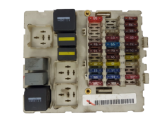Skrinka poistiek Ford 2M5T14A073AC 518274204