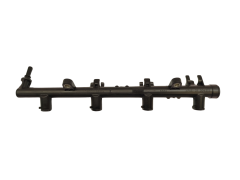 Vstrekovacia Rampa 8200135504 1.4 1.6 16V Renault 4935