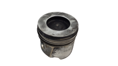 Piest motora 120A13832R 1.6 DCI R9M402 T Renault 2745