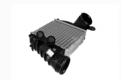Medzichladič 1J0145803N 11450911101 VW Audi Seat Skoda Vika