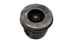 Piest motora 7701476565 M 1.5 DCI K9K772 Renault Clio 3 2676