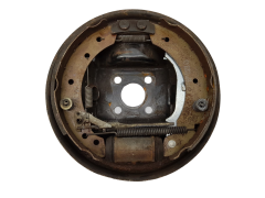 Kryt kotúča brzdy Szczęk Pravá 7701051525 Renault Clio 2 Twingo I 321911751