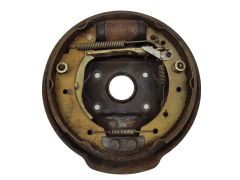 Kryt kotúča brzdy Szczęk Pravá 7701040727 Renault Laguna I 32190708.6 11923