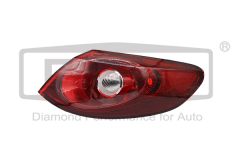 Svetlo Pravá 3C8945096D 99451788702 VW Passat CC DPA