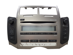 Rádio Cd Mp3 Prehrávač Toyota Yaris 86120-0D490 W13811 Fujitsu 1270