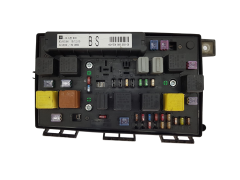 Skrinka poistiek 13145039 5DK008668-30 Opel GM Hella
