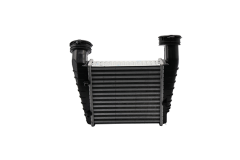 Medzichladič 3B0145805D 11450144001 VW Skoda Vika