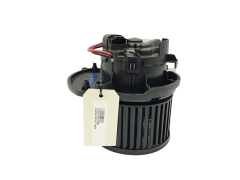 Motor Ventilátora Kúrenia Renault Kangoo 2 Citan T260953 272109134R 3277