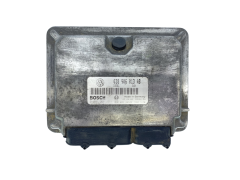 Riadiaca Jednotka 038906013AB 0281001911 Seat Bosch 63636