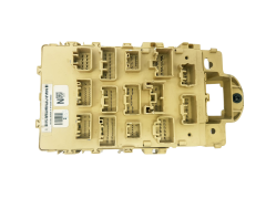 Skrinka poistiek Toyota 82730-0D020-A 31576