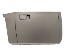 Priehradka VW Polo 2G 2G1857097