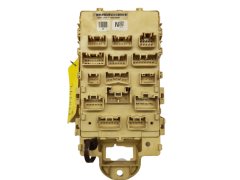 Skrinka poistiek Toyota 82730-0D020-A 23116