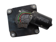 Motor stierača Predný Volvo S40 V40 0390241114 Bosch 1160