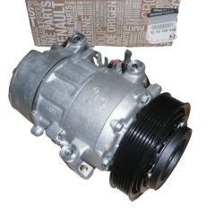 Kompresor Klimatizácie Nový Originál 926000994R Renault 1.5 DCI