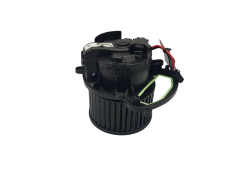 Motor Ventilátora Kúrenia Renault T911738 272109102R Valeo 3311