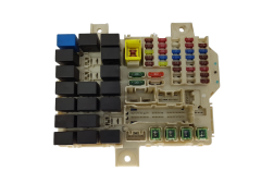 Skrinka poistiek Mitsubishi 8565A174 18877