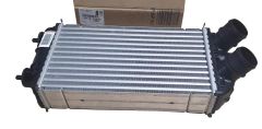 Medzichladič Originál 9824742280 Citroen Peugeot