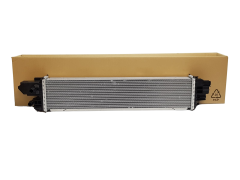 Medzichladič Renault Opel Nissan 144614882R CI664000P Mahle