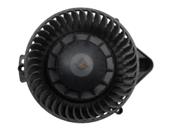 Motor Ventilátora Kúrenia Audi Seat 8E1820021E 9020016 Valeo 1047