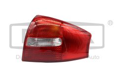 Svetlo Pravá 4B5945096B 89450735402 Audi A6 DPA