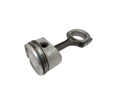 Piest motora 7701474855 K4M762 1.6 Renault
