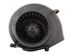 Motor Ventilátora Kúrenia VW Audi 321819015