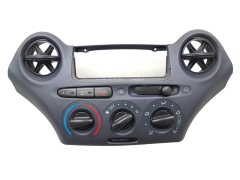 Ovládacia Jednotka Kúrenia A/C Toyota Yaris 758277 758268-701B