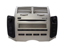 Rádio prehrávač CD Toyota Yaris 86120-52470