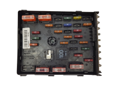 Skrinka poistiek 3C0937125 6359-2777 VW SEAT Audi 19092
