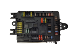 Skrinka poistiek BMW 6114 V8 926111103 19178.000.001 19180.000.001