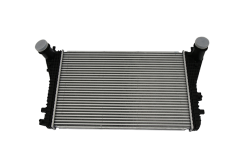 Medzichladič 3AA145805C 11451417601 VW Audi Seat Vika