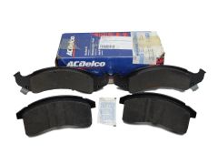 Brzdové doštičky Predný 18023375 ACDelco Oldsmobile Buick Pontiac Brzdové doštičky Predný 18023375 ACDelco Oldsmobile Buick Pontiac