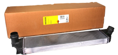 Medzichladič Master III Movano NV400 2.3 dCi NRF 30358 OE 144960015R