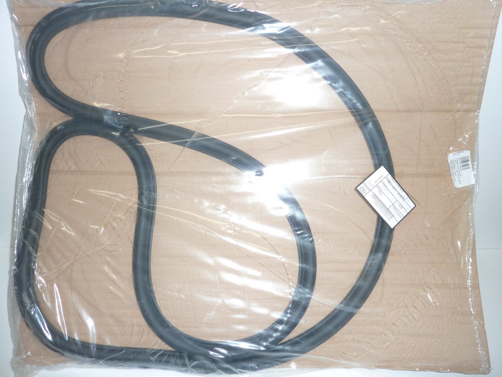 Tesnenie Dverí Pravá Zadný Originál 5E5867368G Skoda Octavia 3 main product photo