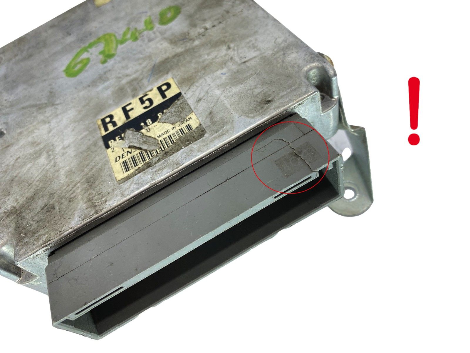 Riadiaca Jednotka Motora ECU RF5P 18 881A Mazda Denso main product photo