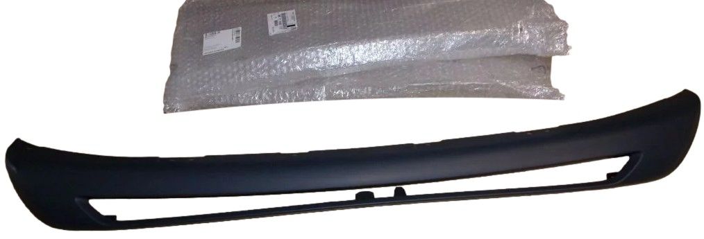 Lišta Nárazníka Predný Originál 981102011T Peugeot main product photo